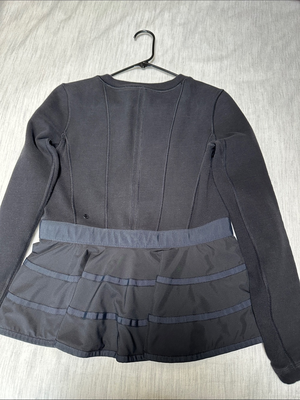 Lululemon Crewneck - Picture 2 of 6
